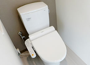 画像：温水洗浄便座付トイレ