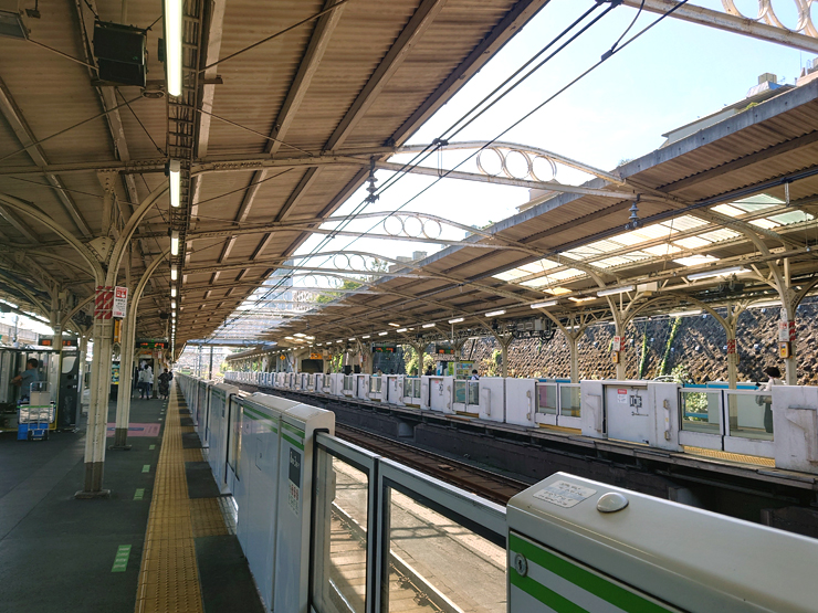 田端駅ホーム画像