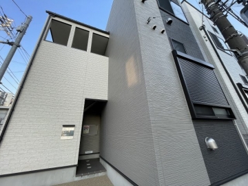 ｍａｇｎｏｌｉａ