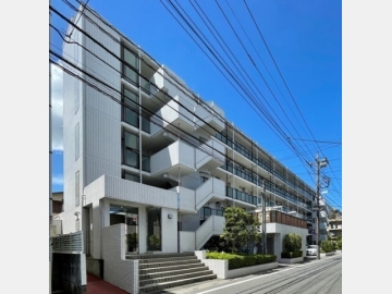 ファミール東川口