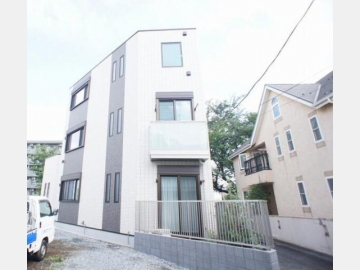 チェリー　アベニュー