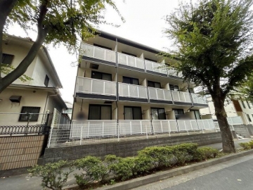 レオパレス氷川台さくらガーデン