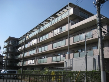 クイーンズパレス春日部