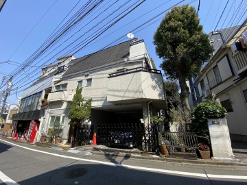 Maison yuva