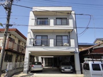 アゼリア・オオクボ