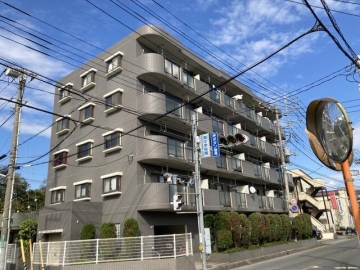 マンション・ベルシア