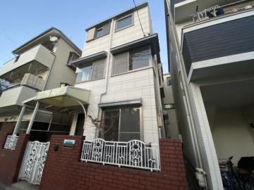 町屋５丁目　屋上付き戸建て