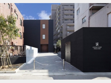 ＣＲＯＳＳ　ＣＯＵＲＴ　ＮａｋａーＡｏｋｉ