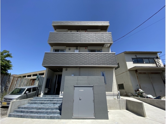 ラリュール小茂根