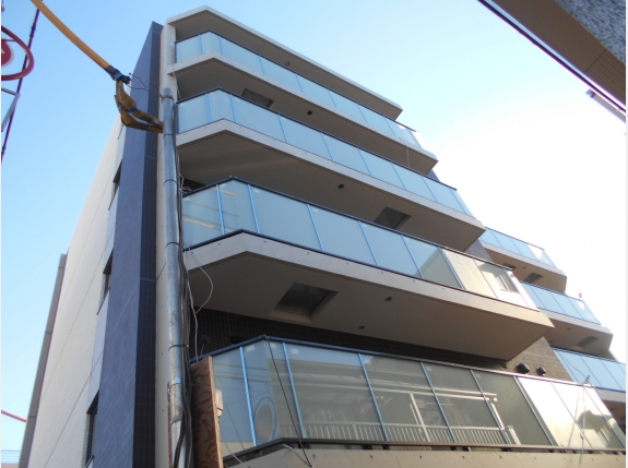 ルネサンスコート王子