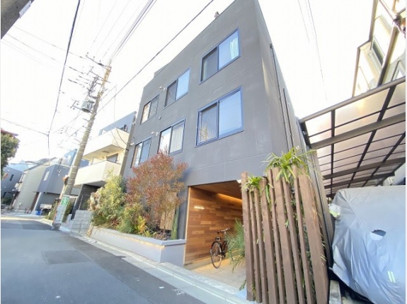 ｔｒｉａｓ．Ｋ 