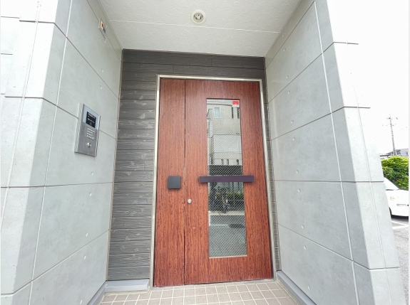 リブリ・Crest Yanagisaki