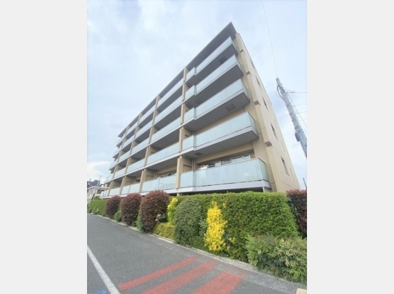 プレミスト浦和常盤ＳＵＩＴＥ 