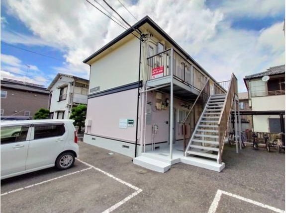 ファミーユ西野