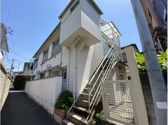 ワイズ　フラット
