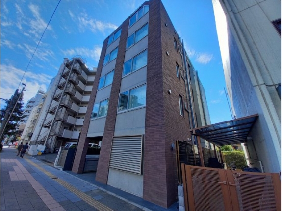 Ｌｕｄｅｎｓ東新町