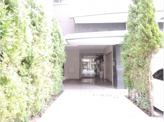 ラルジュ　マノワール