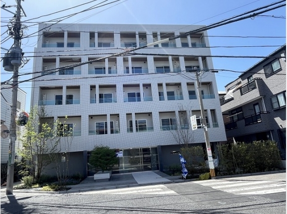 ルフレ　グランデ川口