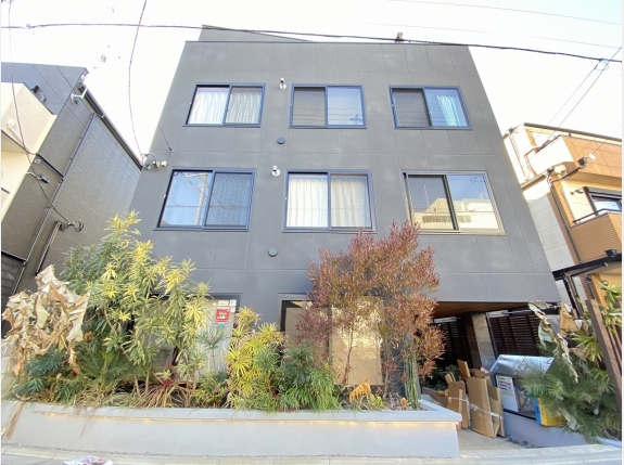 ｔｒｉａｓ．Ｋ 