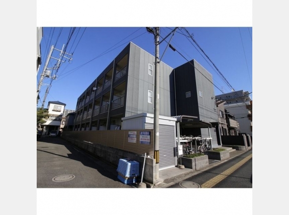 アンプルール フェール 戸田公園