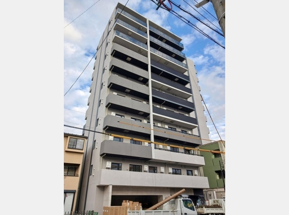 スアヴィス鳩ヶ谷