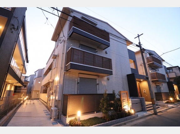 エーデル カーサ