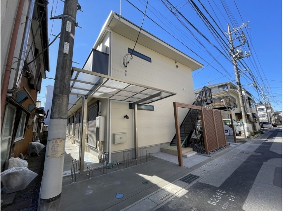 メゾンボヌール坂下