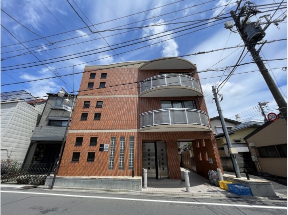 ロイヤルメゾン中丸