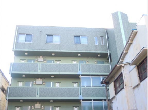 アンプルール ベトン 川口