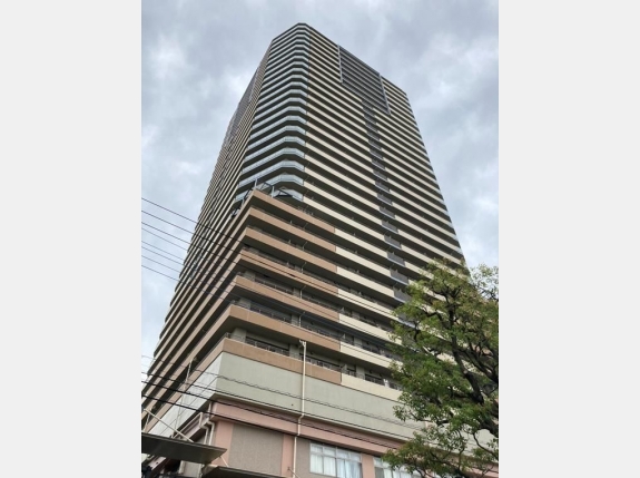 ザ・ファーストタワー