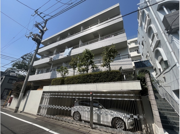 アドウェル伊藤