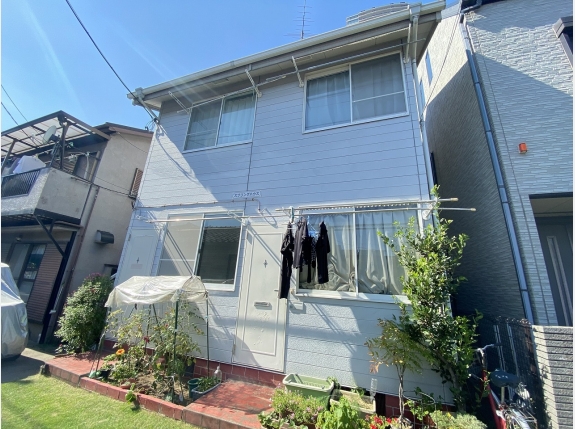 スプリングハウス