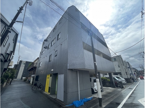 ピア・タマキ