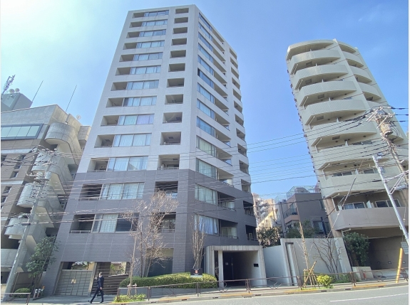 パークキューブ春日安藤坂