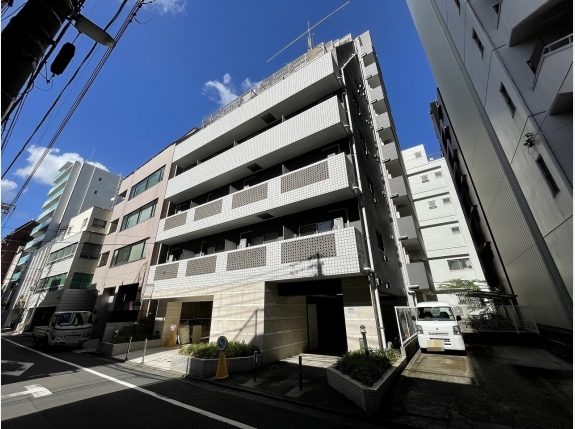 ラグジュアリーアパートメント本郷