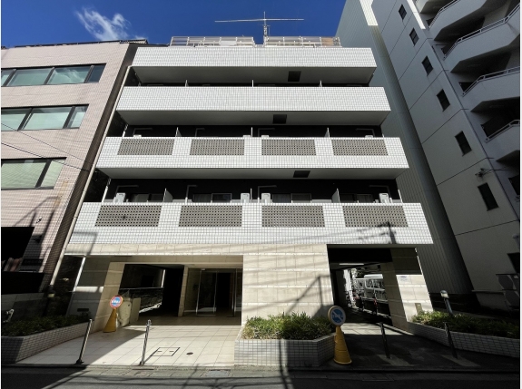 ラグジュアリーアパートメント本郷