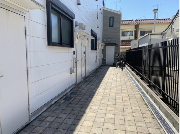 ＲＯＷ　ＨＯＵＳＥ　王子本町