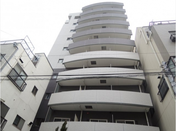 ラルジュ　マノワール