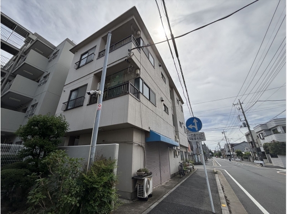 上青木コレクションハウス