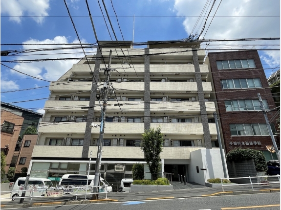 カスタリア新宿夏目坂