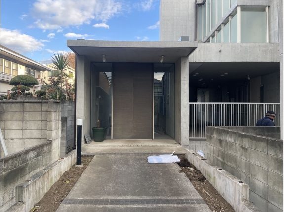 ２２３２フレグランスアベニュー