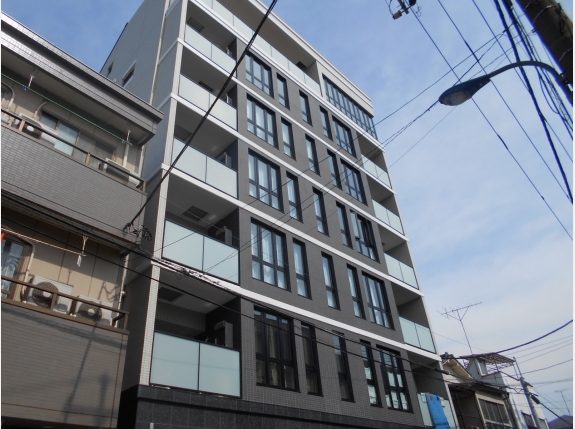 エルミタージュ　ドゥ　メゾン