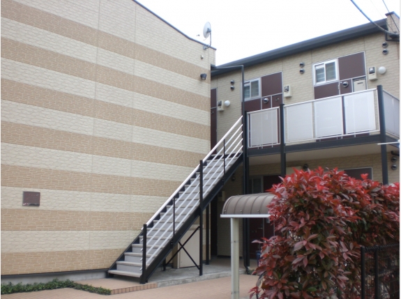 レオパレスフェイバーフィールド