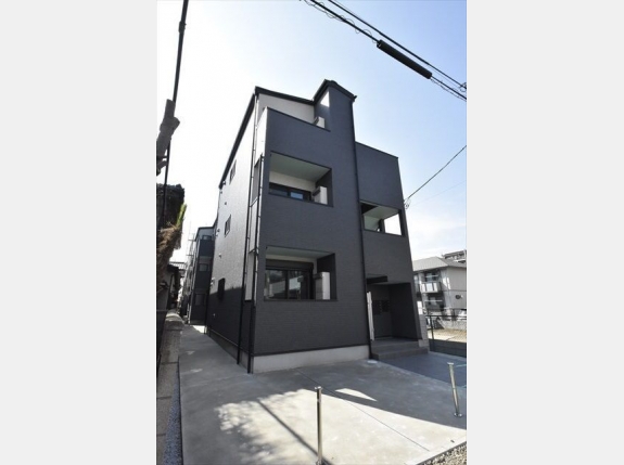 THE HOUSE 与野本町 Noir(ザ ハウス ヨノホンマチ ノワール)